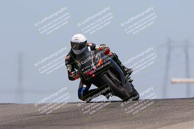 media/May-22-2023-Fastrack Riders (Mon) [[ae7626d9d8]]/Level 2/1230pm (Outside Grapevine)/